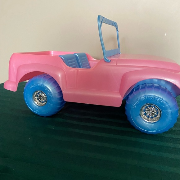 Barbie Other - Pink and Blue Toy Car